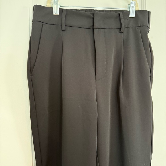 Halara Pleated Straight-Leg Pants Elastic Waist Black Women Size M - Picture 2 of 5